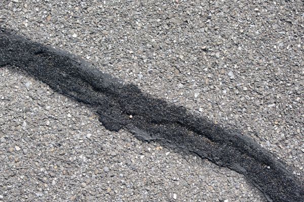 Cost of Driveway Crack Sealing in Federal Way