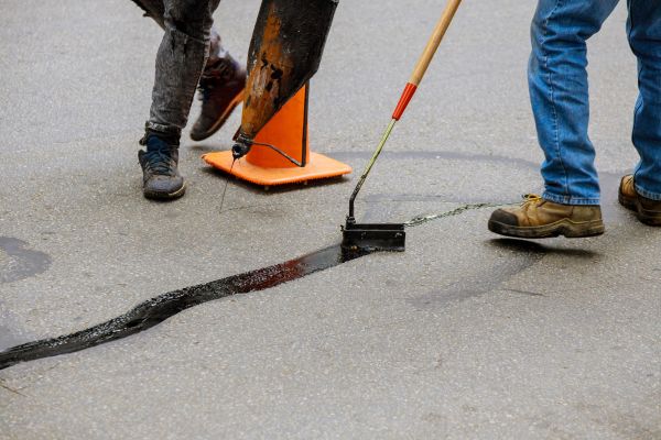 Parking Lot Crack Sealing in Federal Way